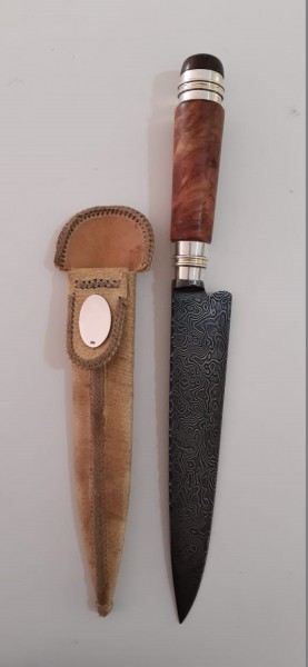 Cuchillo acero damasco